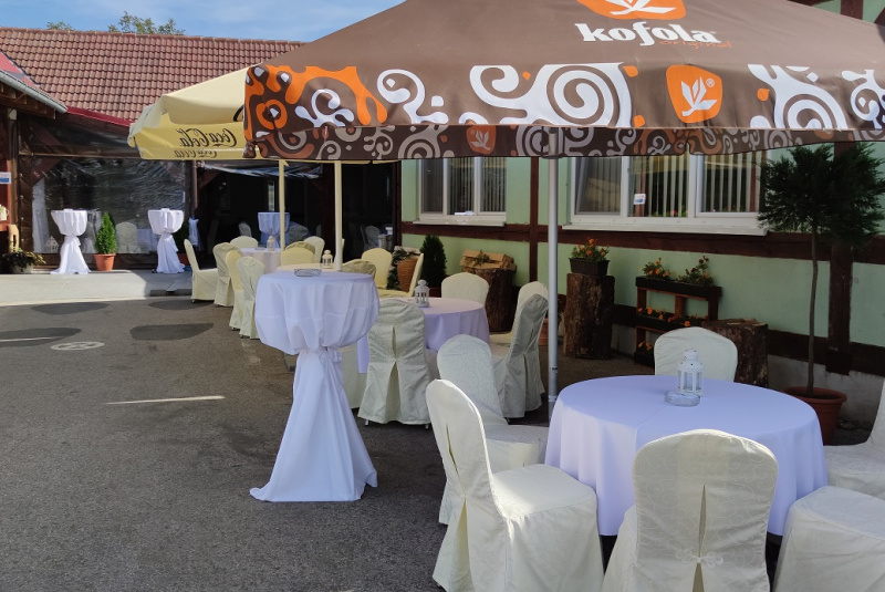Salón & Catering / Oslavy - foto